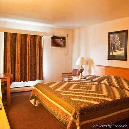 Alpiner Lodge Steamboat Springs Room photo